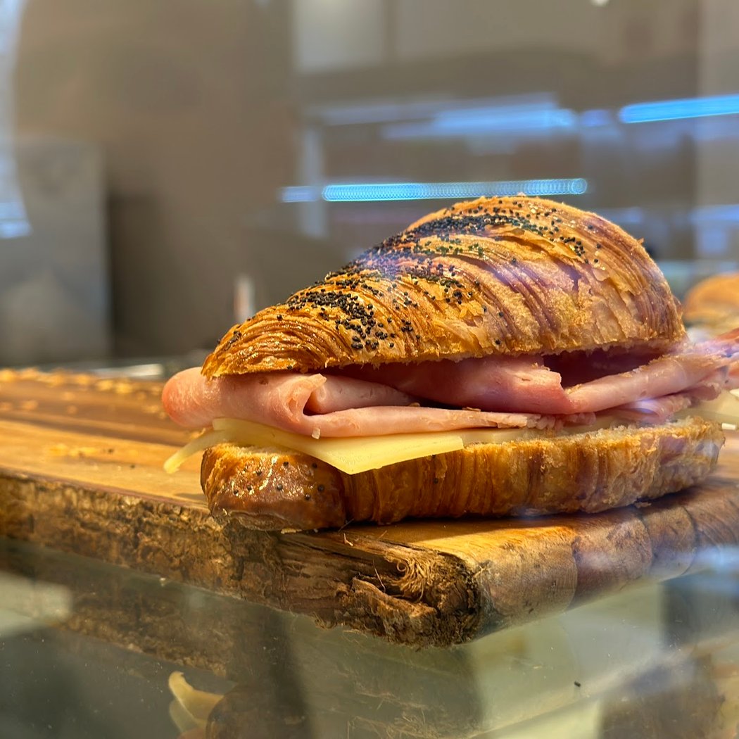 Julien Boulangerie 3