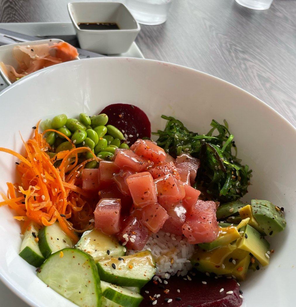 Aqua Bar & Grill 2