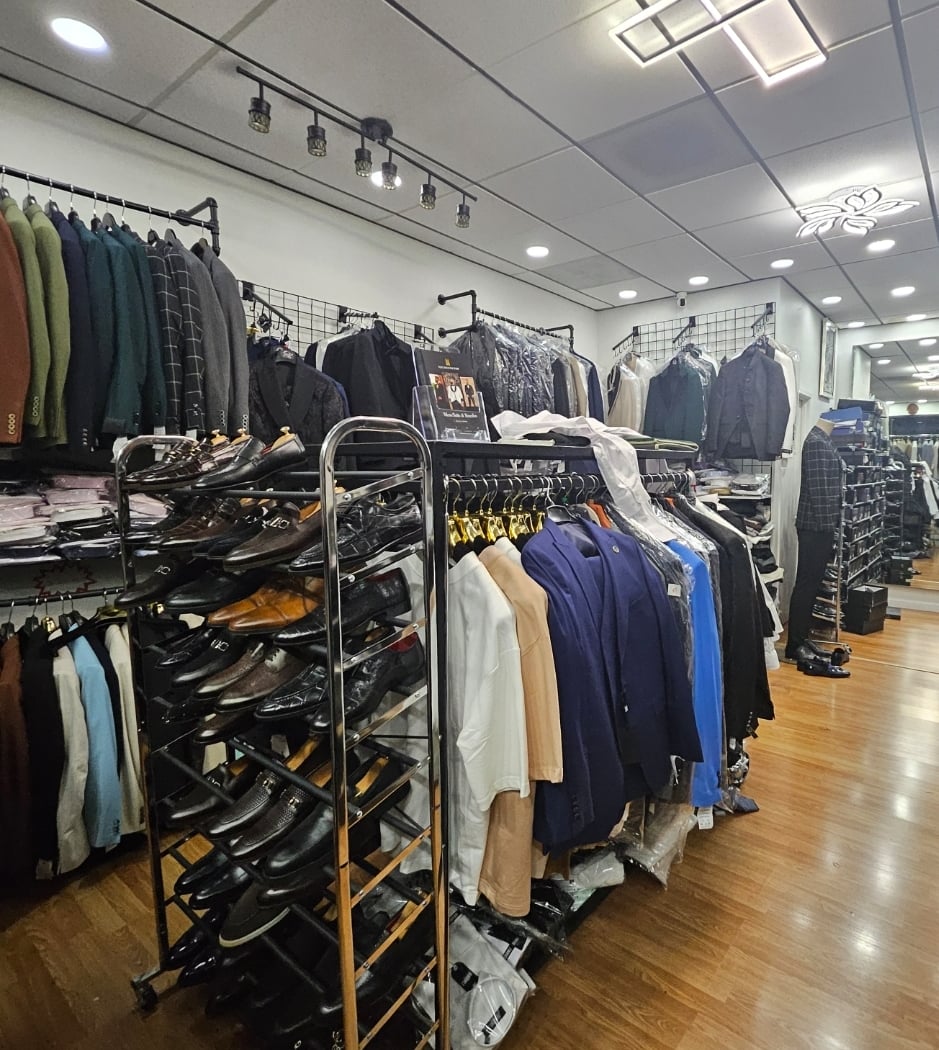 Elegance Factory | Suits & Tuxedos 3