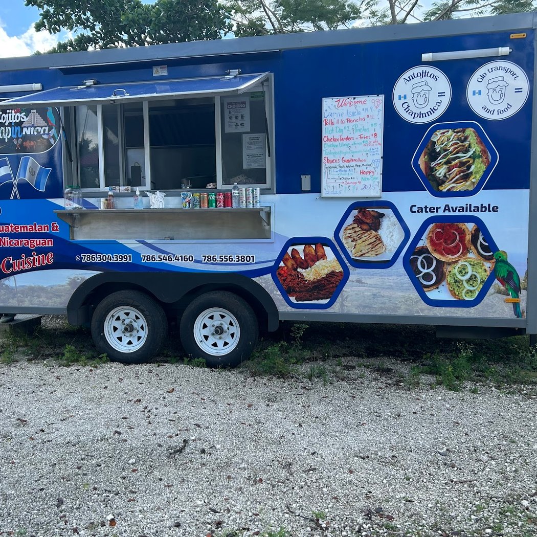 Antojitos Chapines Food Truck 3