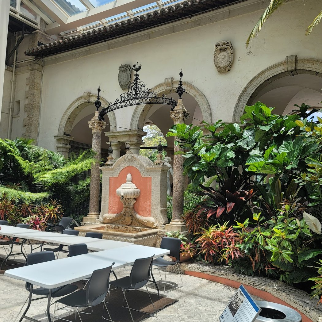 Vizcaya Village 4