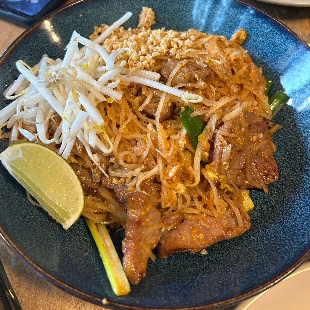Chomp Chomp Thai kitchen 3