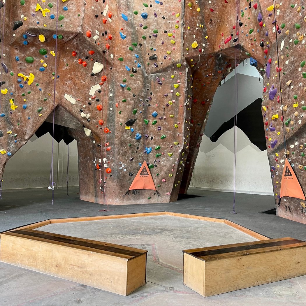 Vertical Hold 3