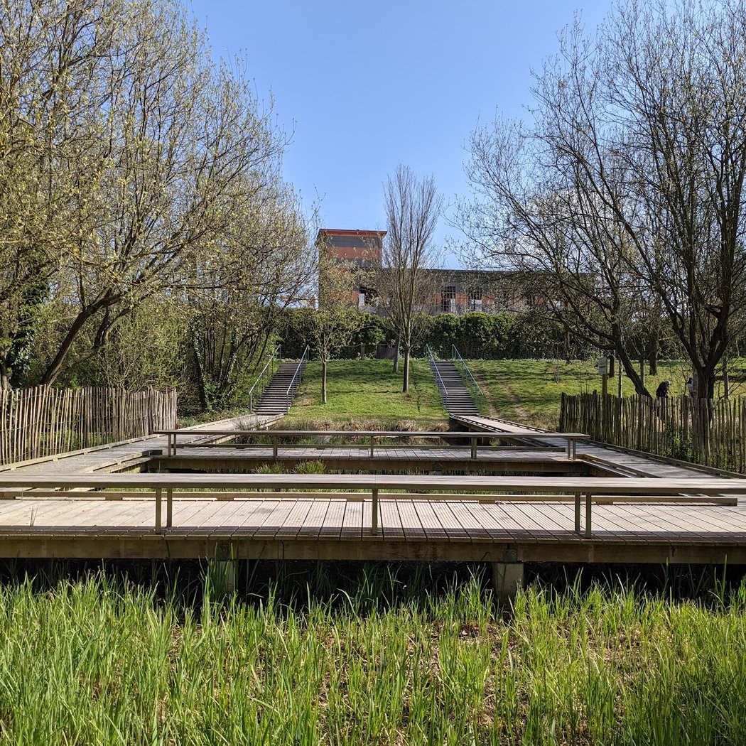 Parc du Chemin de l'İle 2