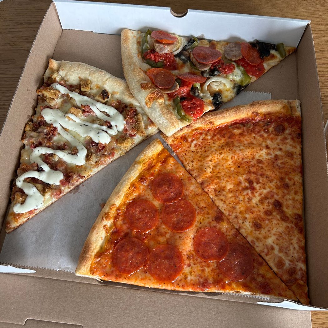 GoodFellas Pizzeria of L.I.C. 3