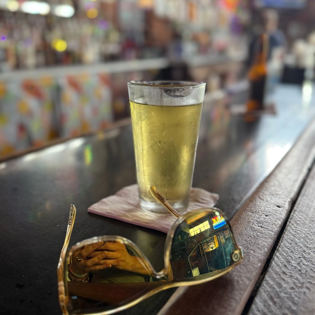 The Old Point Bar 1