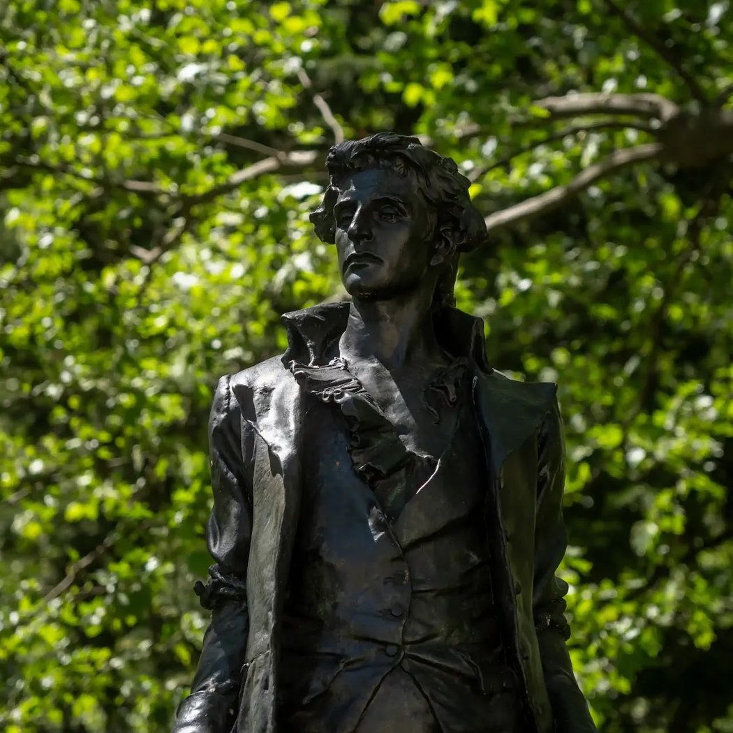 Nathan Hale Statue 1