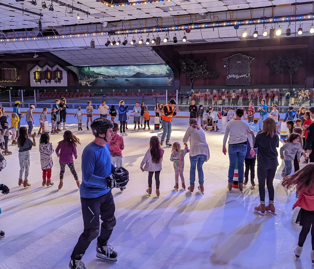 Public Skate at Snoopy’s Home Ice 1