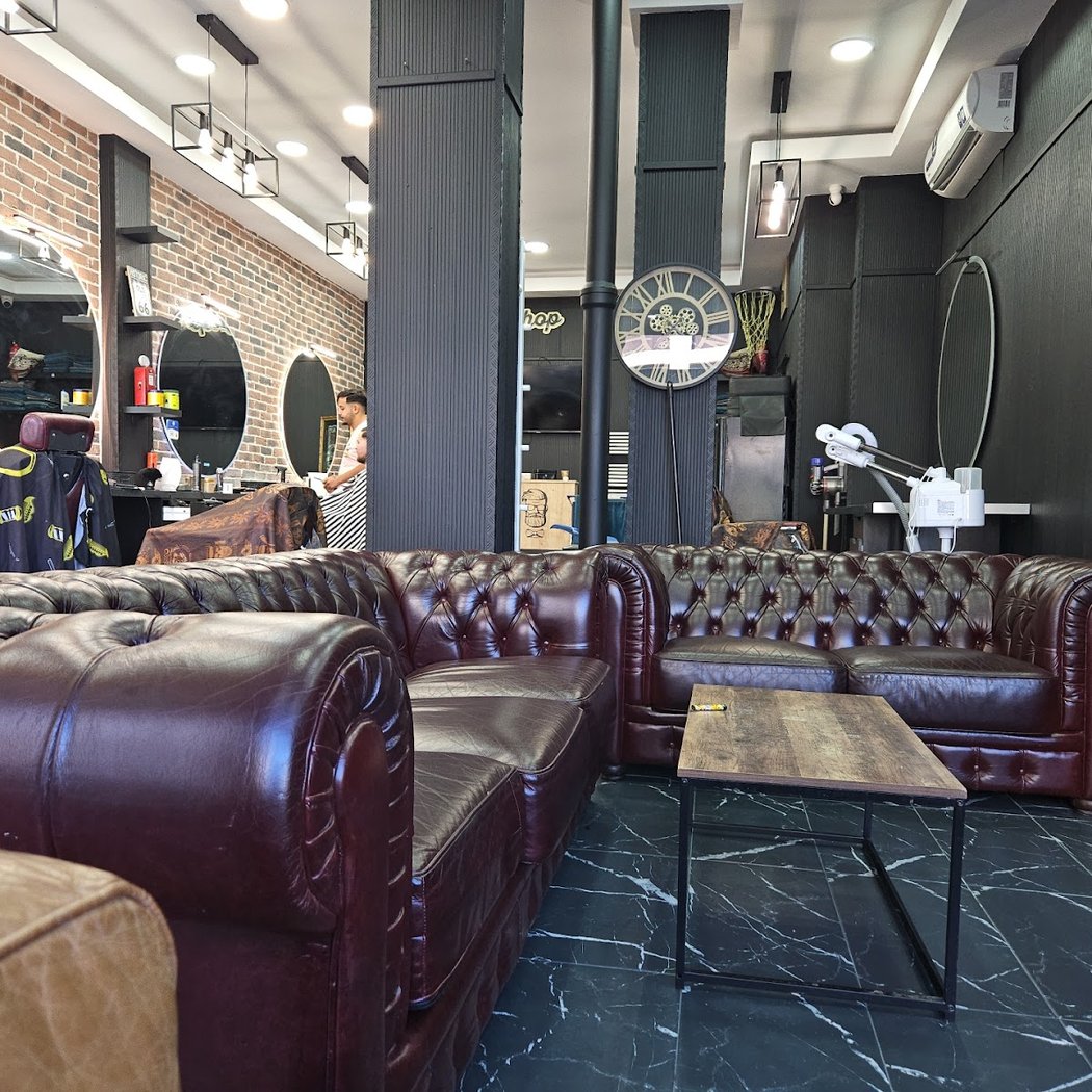 The Barber La Courneuve 3