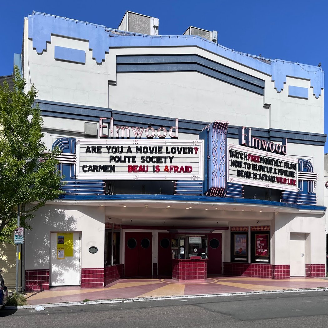 Free Family Matinee: How the Grinch Stole Christmas 1