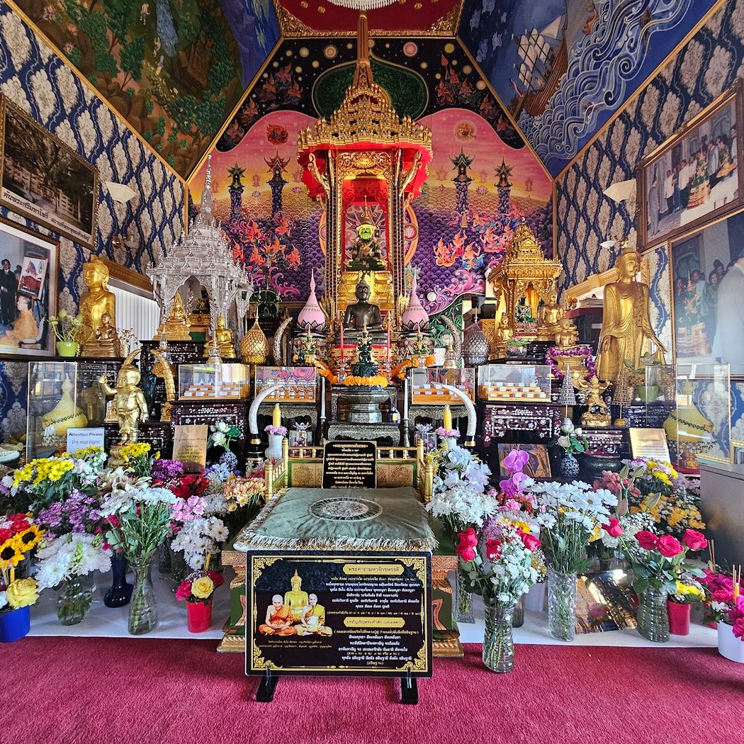 Wat Buddha Thai Thavorn Vanaram 1