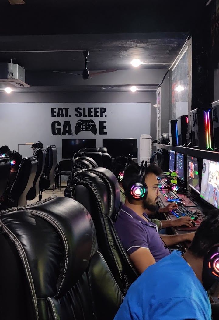 Colosseum E-Sports 3