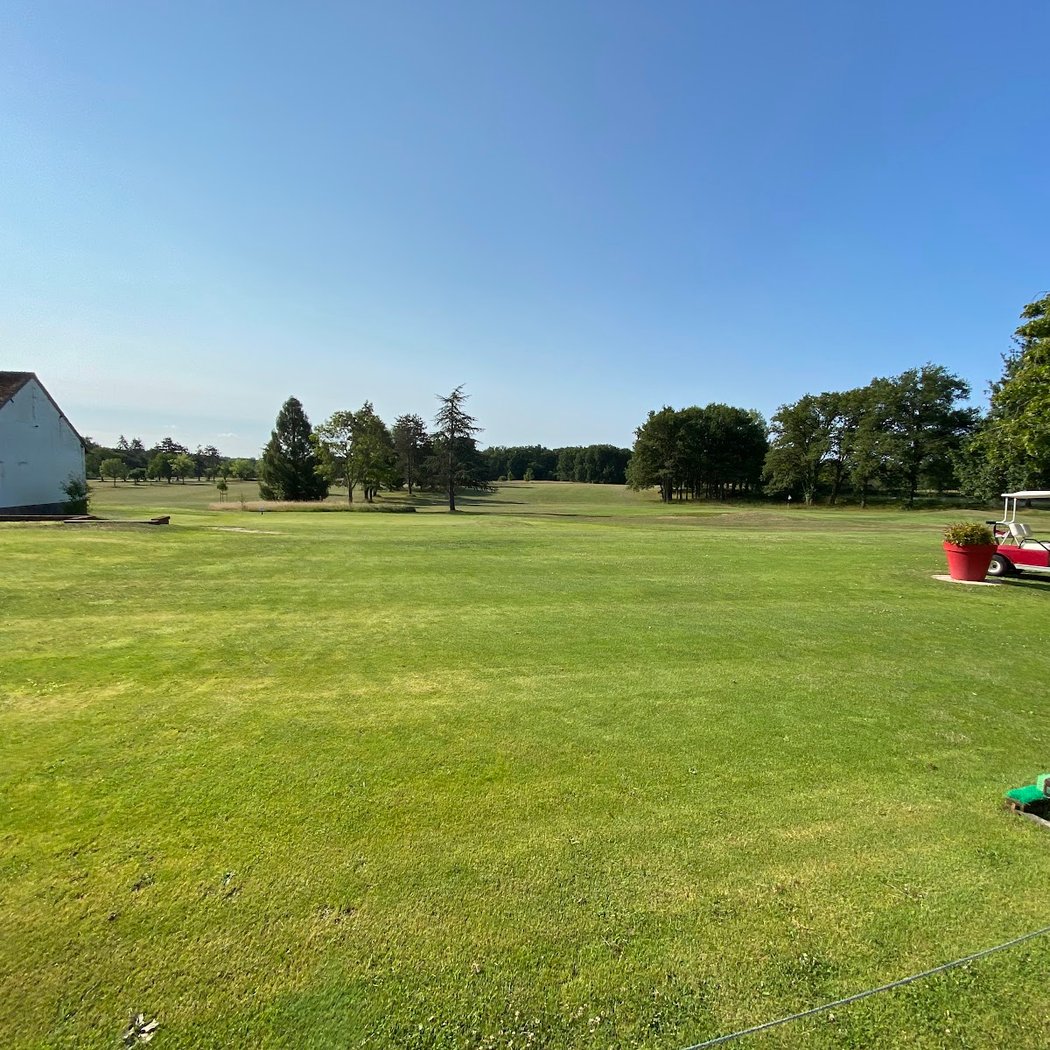 Golf Club in Sully sur Loire 3