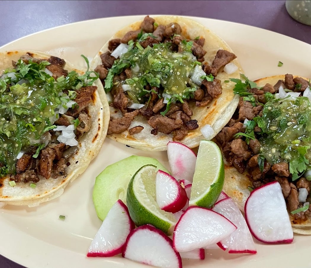 Taqueria Los Portales 1