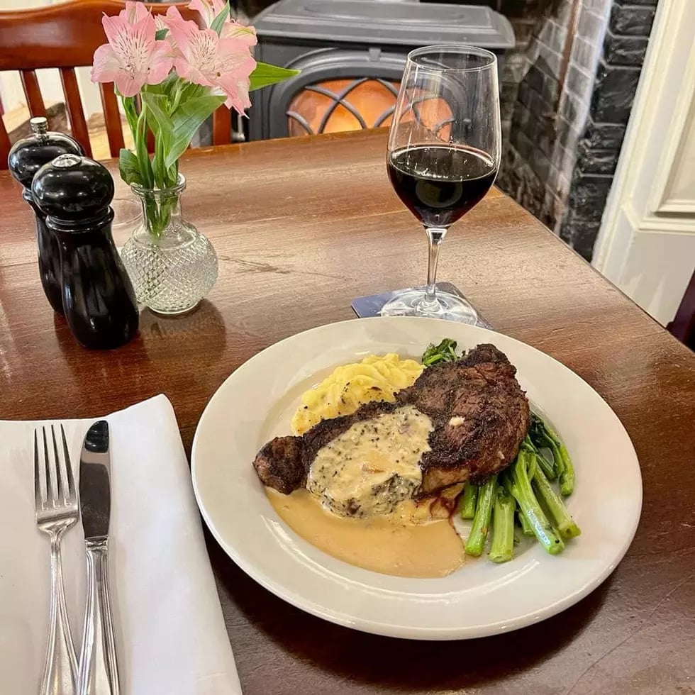 Garvan's Gastropub 1
