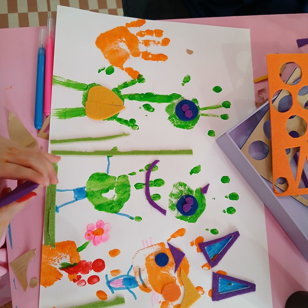 BABY 18 mois à 3 ans – Arts plastiques avec Mokika 1
