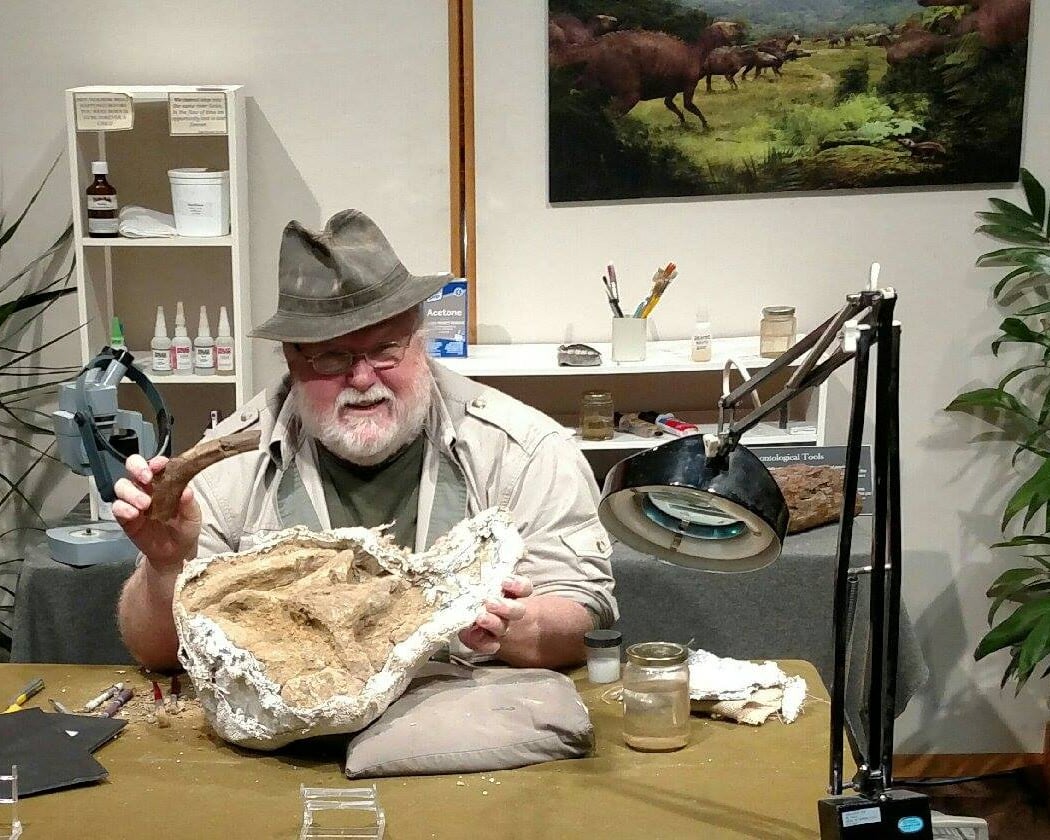 Dinosaur CSI with Paleo Joe 1