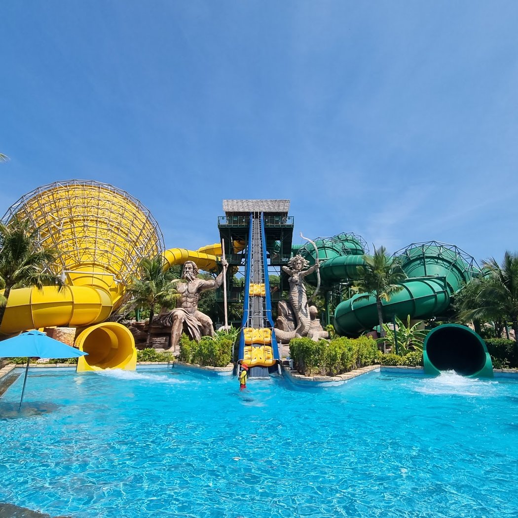 Aquatopia Water Park 2