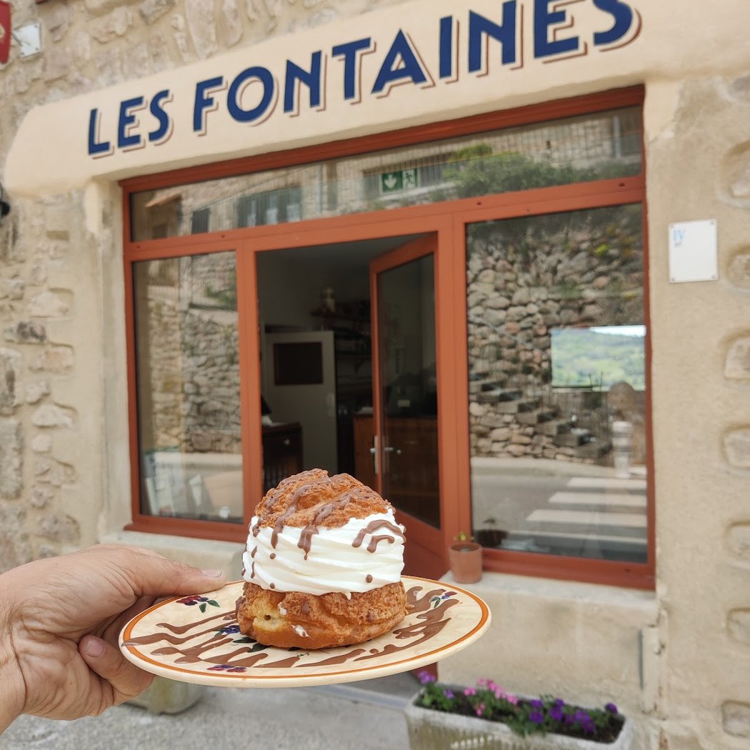 Les Fontaines 1