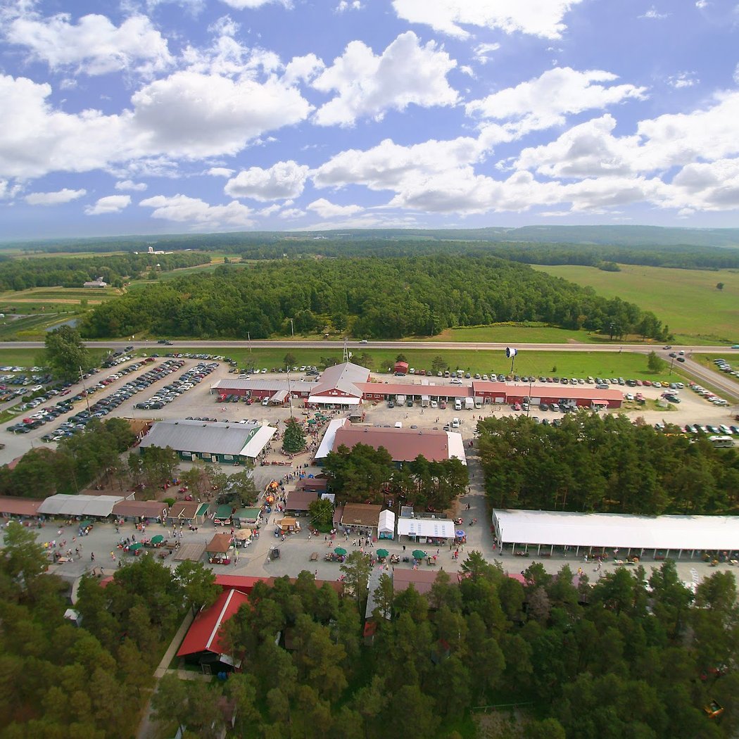 The Windmill Farm & Craft Market 3