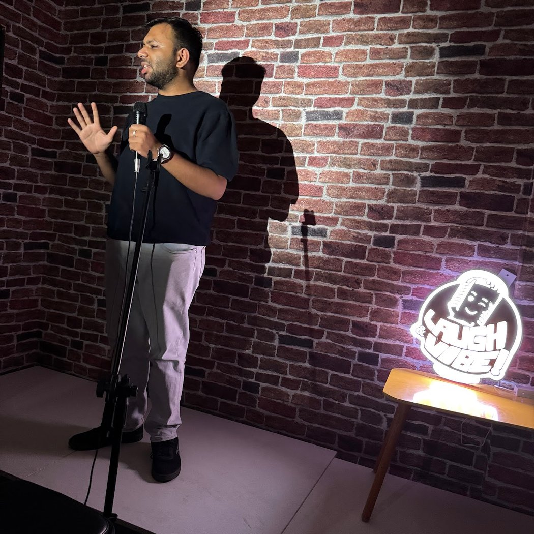 UTOPIA - A Standup Comedy Solo Show 2
