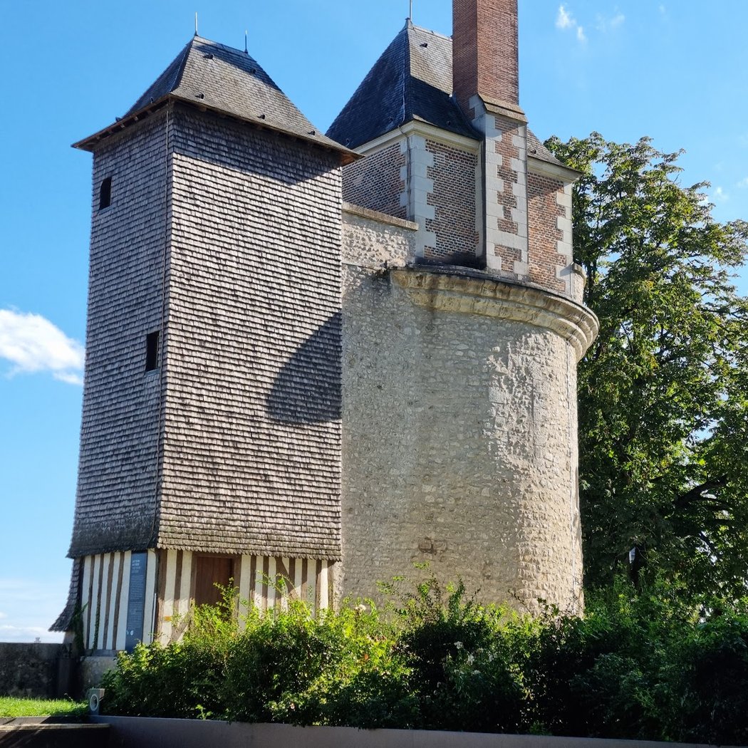 Foix Tower 2