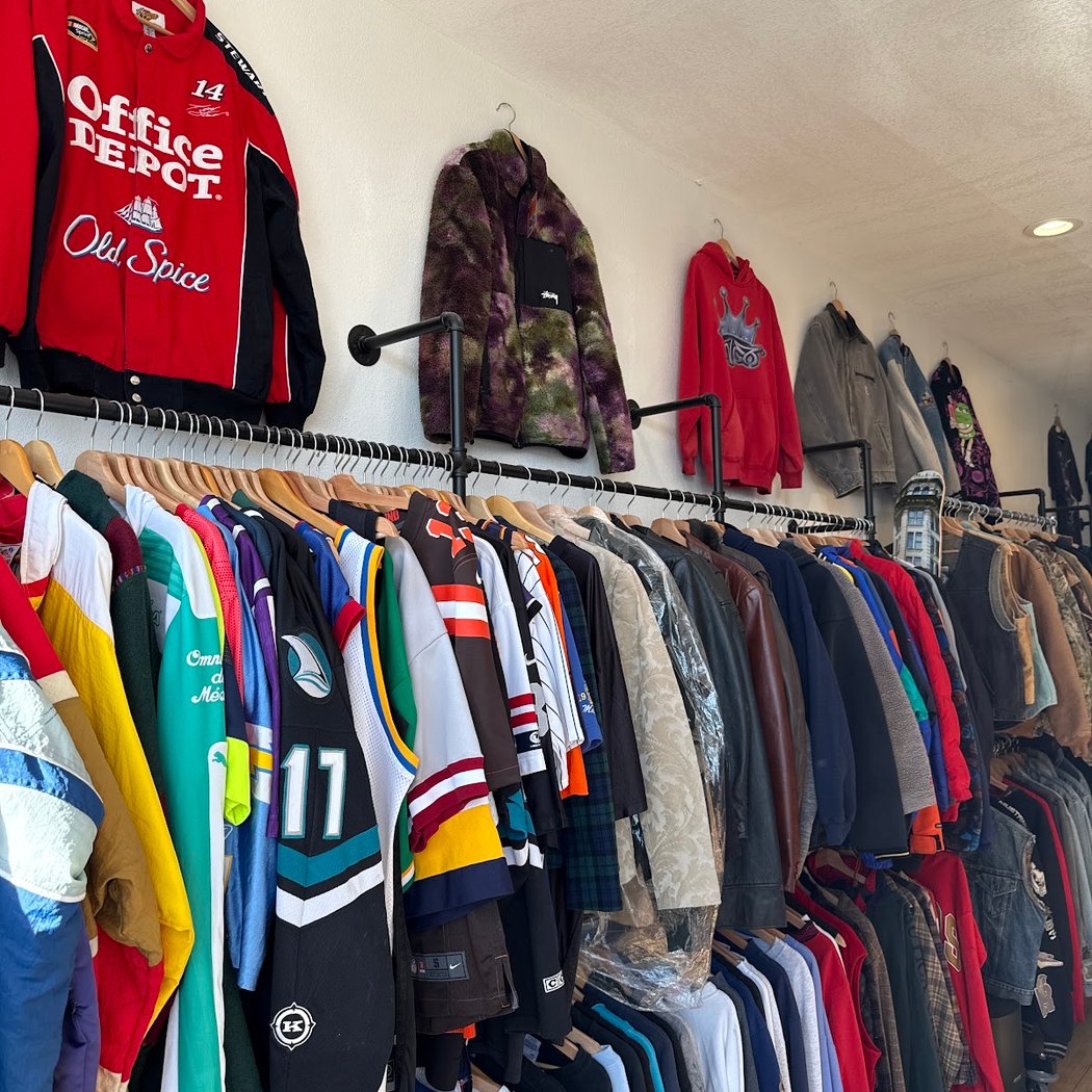 JAKWEAR 1