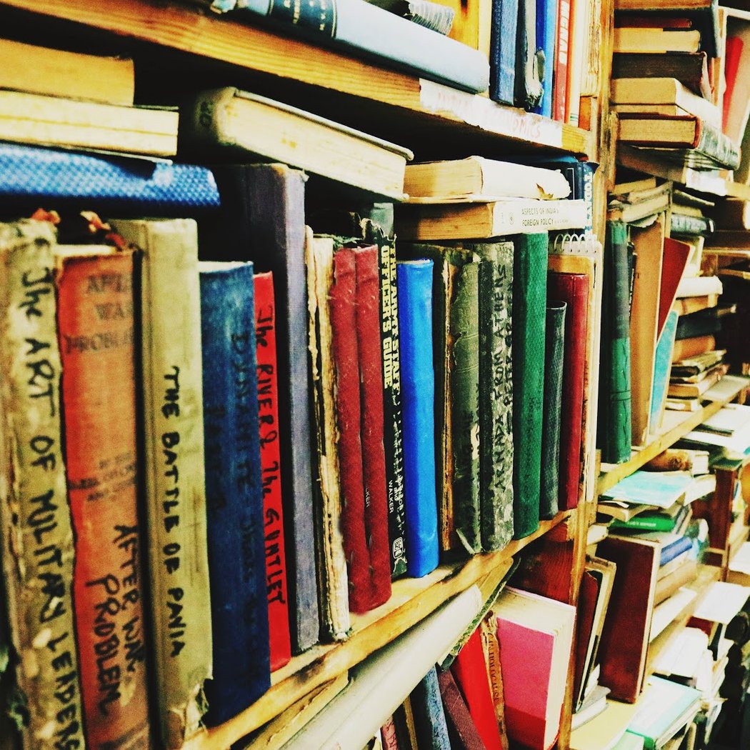 Select Book Shop 3