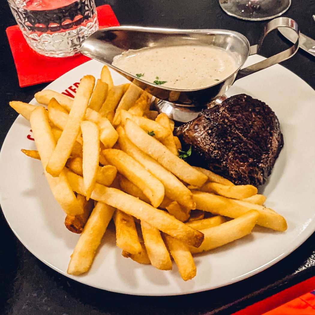 Steak Frites Bistro 2