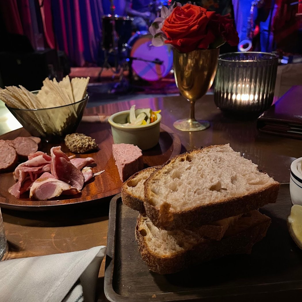 Ginger Rabbit Jazz Lounge 3
