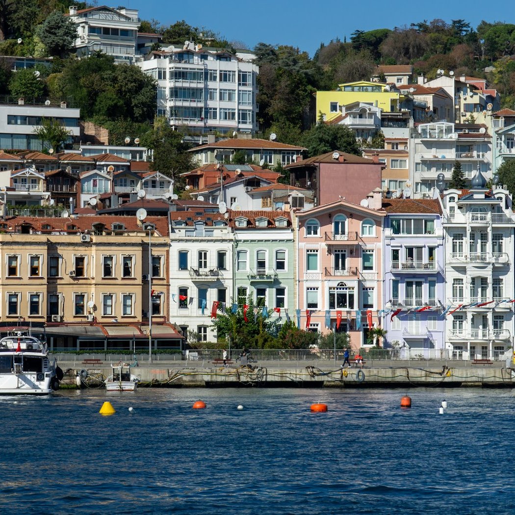 Colorful wooden houses 3