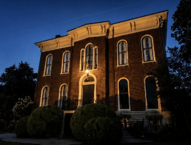 Twilight Tours & Summer History Tours 1