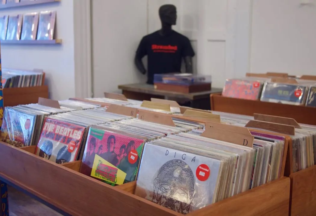 Stranded Records SF 1