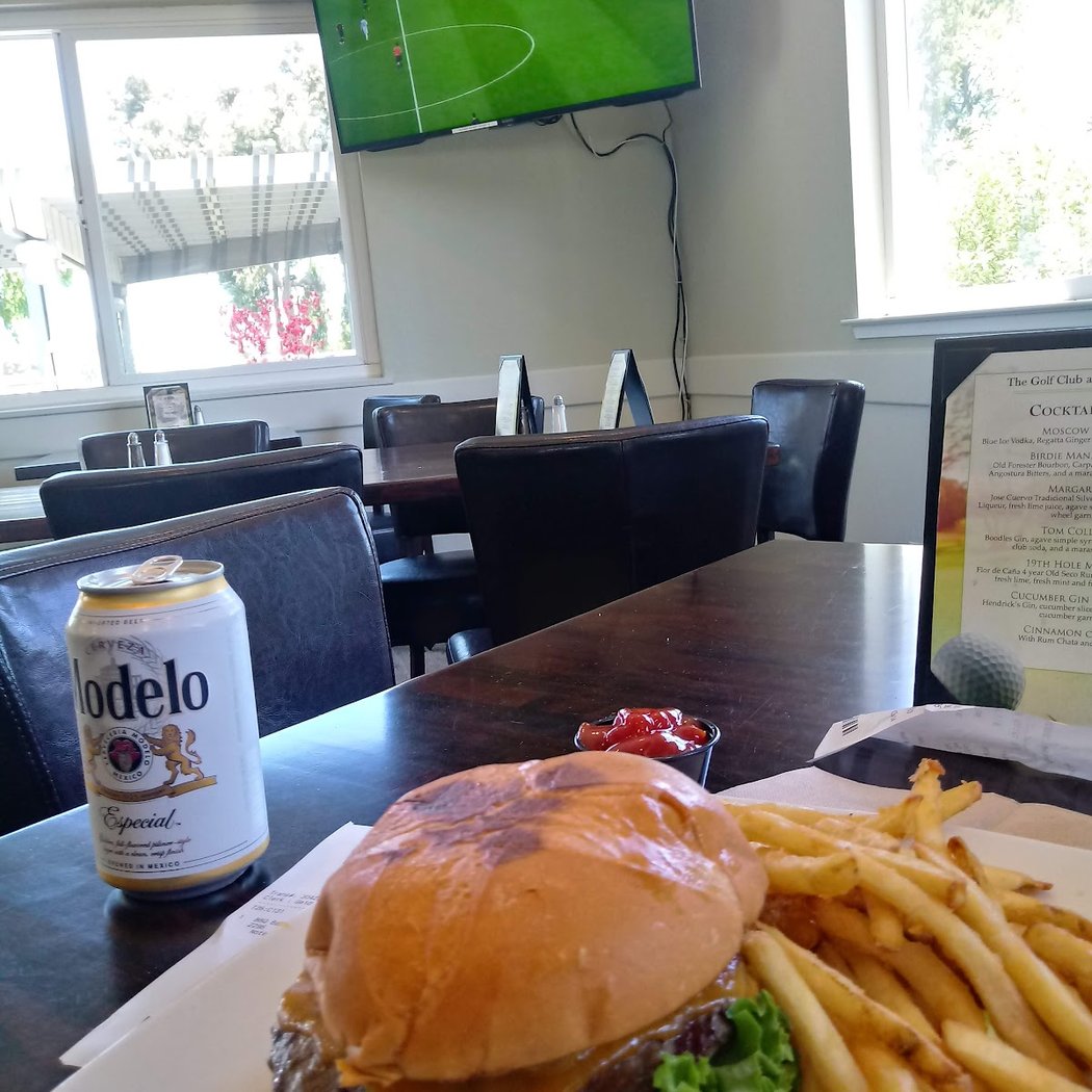 Tee Minus One Bar & Grill 3