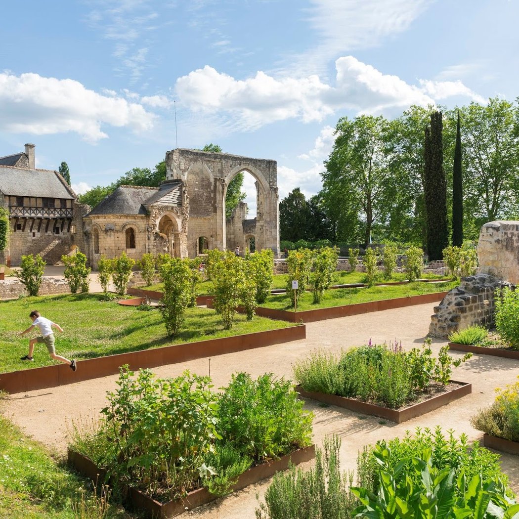 Le prieuré Saint-Cosme 1