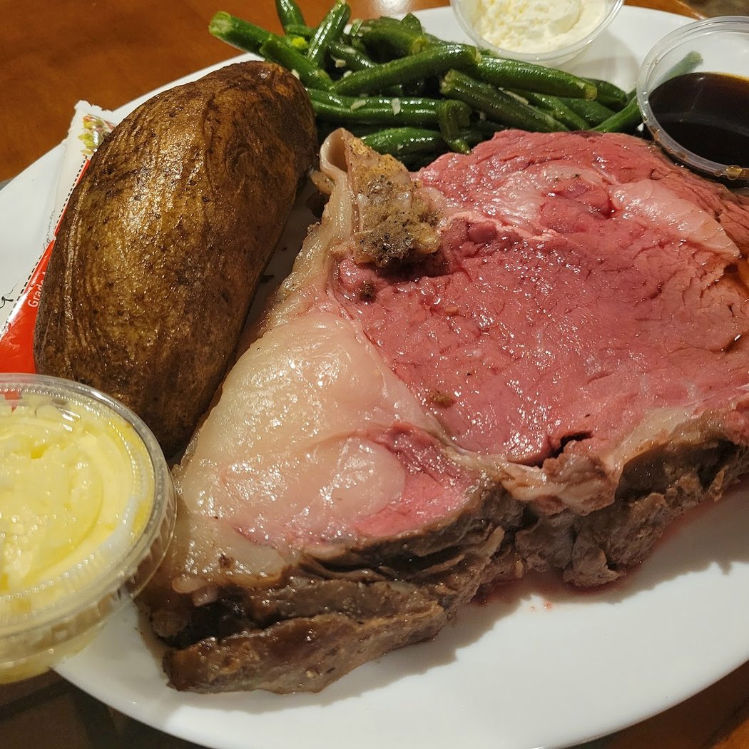 Village Pub & Cafe 1