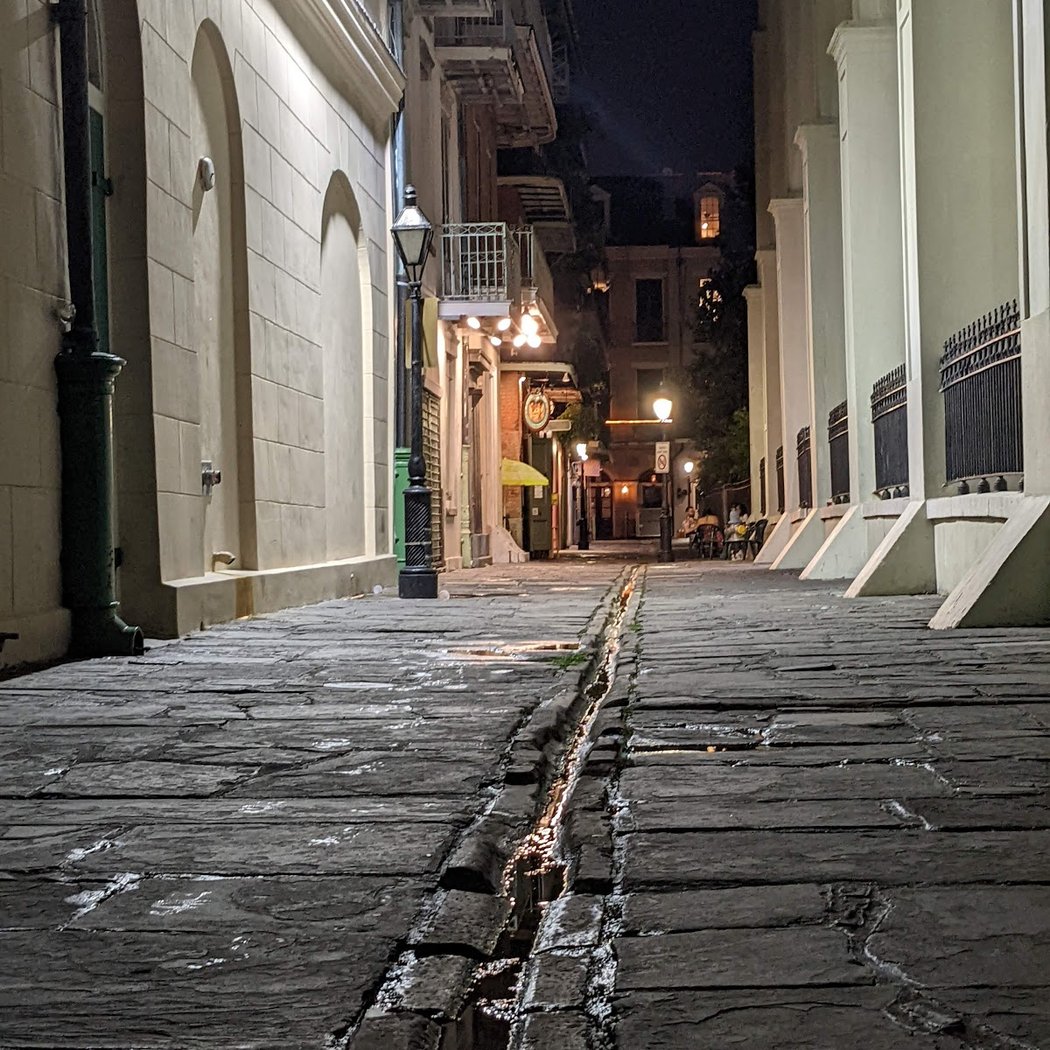 Pirates Alley 1