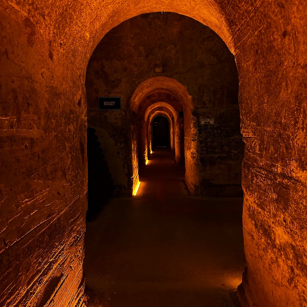 Maison Mumm Reims 1