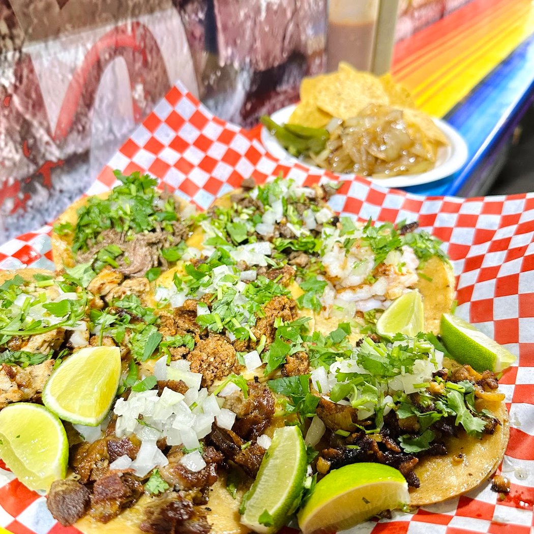 Corazon Mexicano (Taco Truck) 1