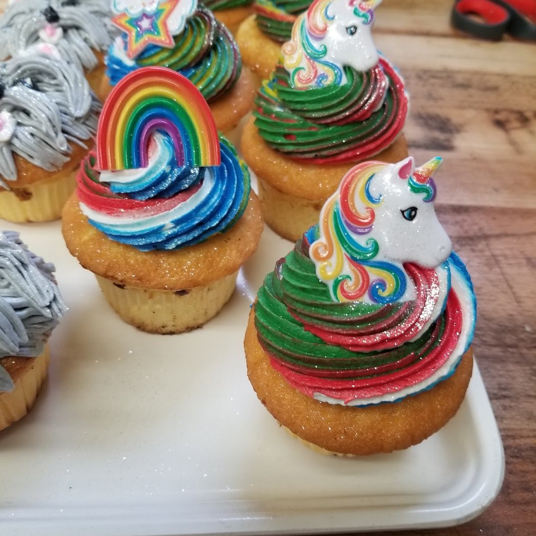 Shloimy's Bake Shoppe 1