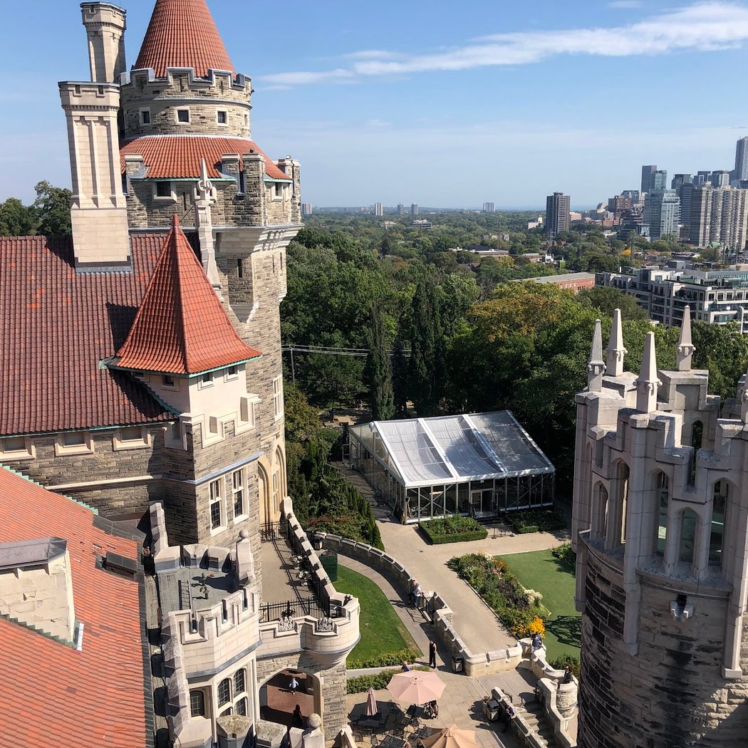Casa Loma 3