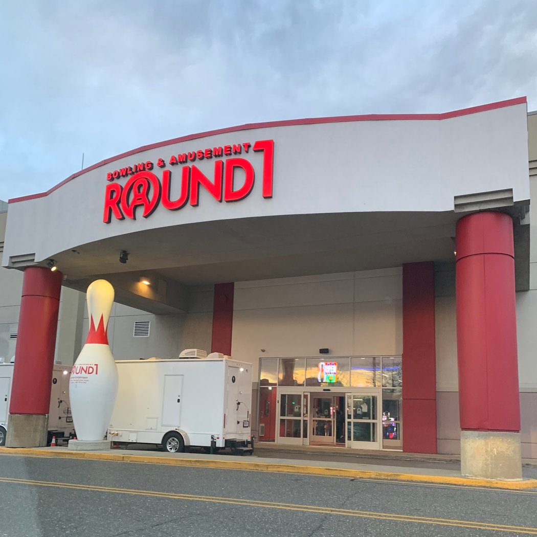 Round1 Bowling & Arcade Broadway Commons 3