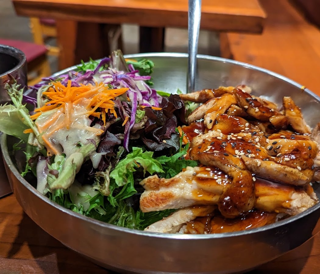 RnR Sushi & Bowls 3