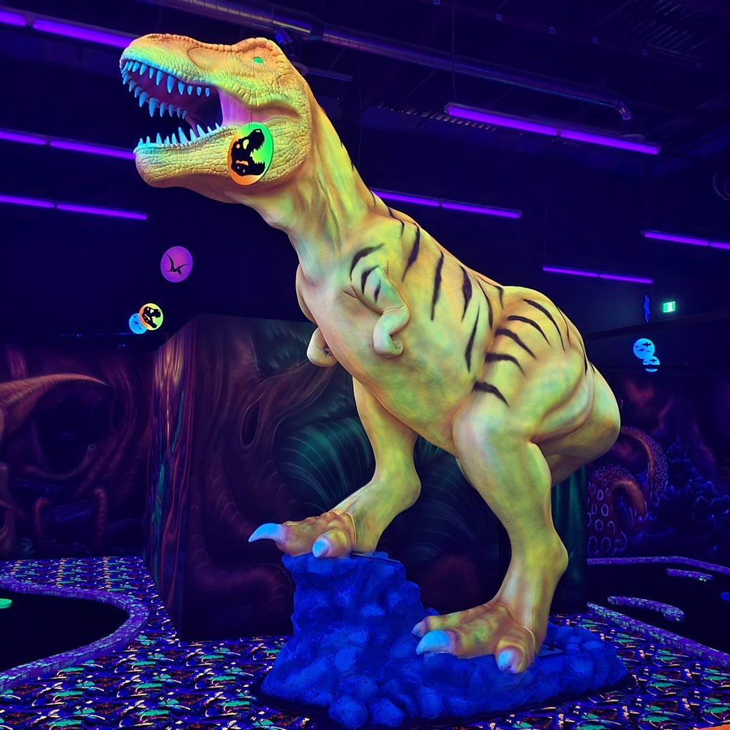 Laser Plus Trois-Rivières - Laser Tag - Mini golf - Escape Game - Réalité Virtuelle - Quizy 2