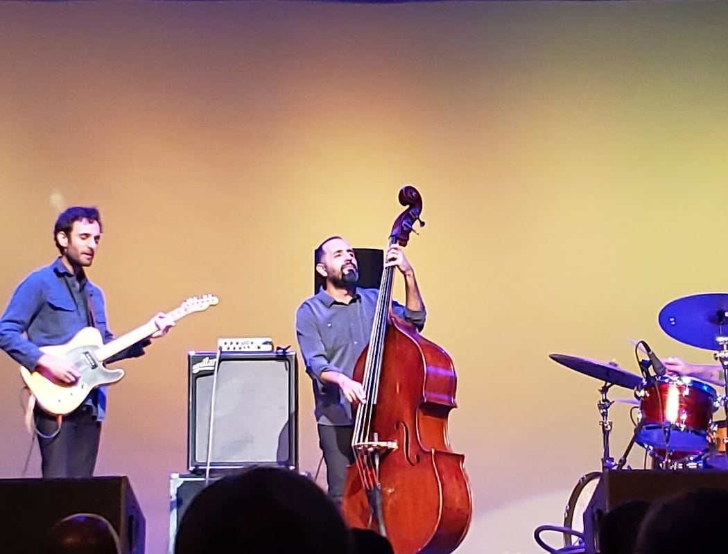 The Hot Licks with The Christmas Jug Band 3