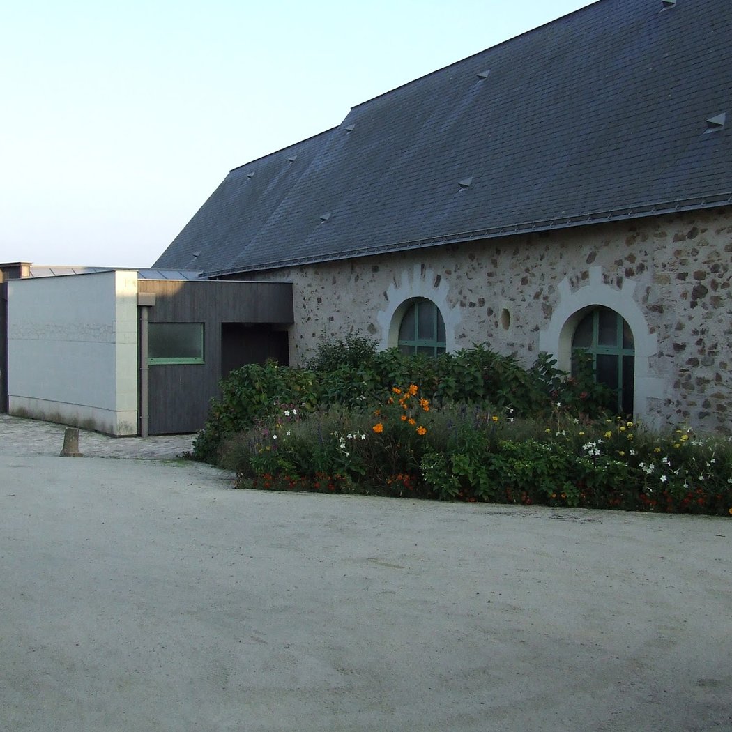 Salle de spectacle La Grange aux Dîmes 2