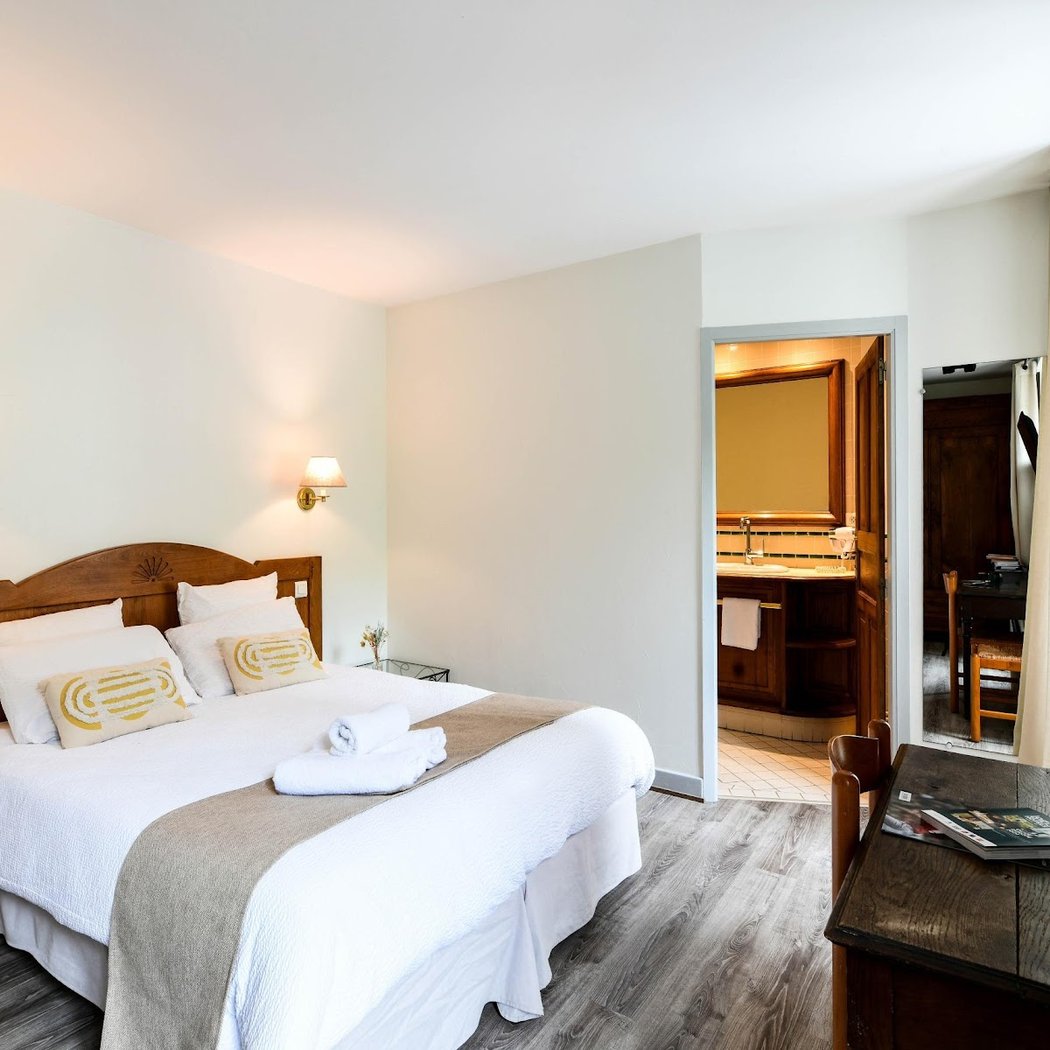 Logis Hôtel Etchemaïté 5