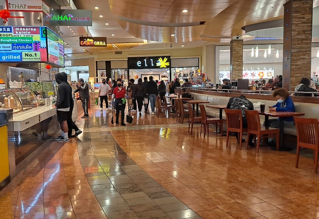 Westfield Oakridge 3