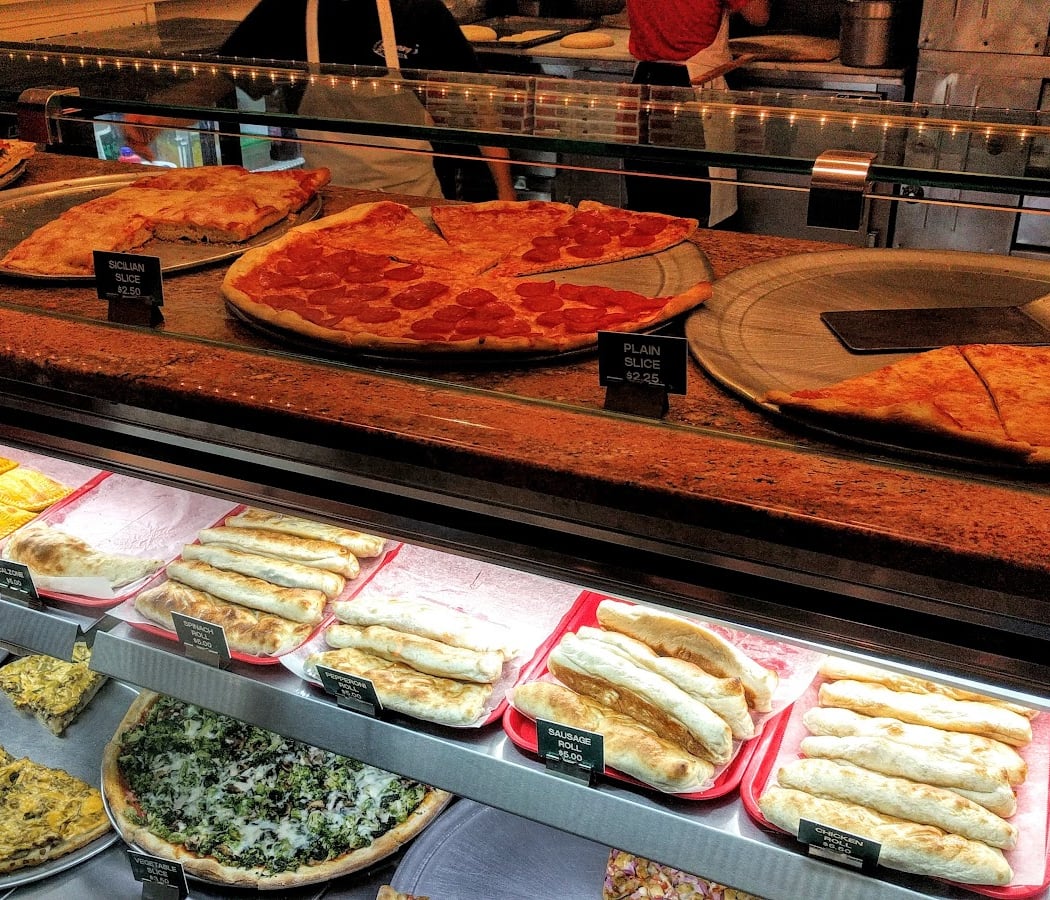 Lenny's Pizza 2