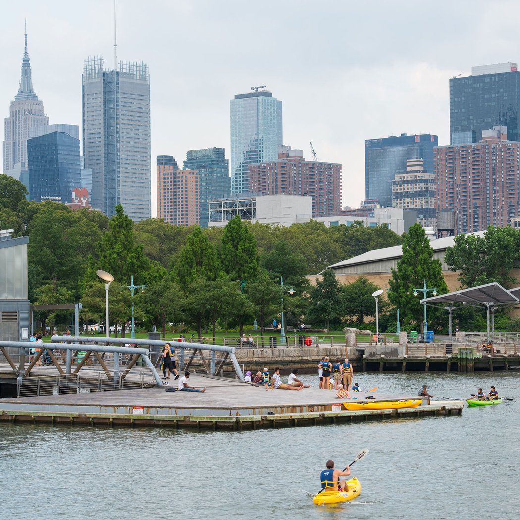 Kayaking on the Hudson 2